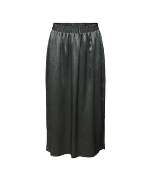 
Deze prachtige midi rok van Vero Moda in de kleur oud groen is een echte must-have voor elke modieuze vrouw. Het is niet alleen een stijlvolle toevoeging aan jouw garderobe, maar ook een milieubewuste keuze. De rok is namelijk gemaakt van 51% gerecycled polyester en 49% polyester, waardoor je bijdraagt aan een duurzamere wereld. De rok heeft een elegante lengte en valt tot net boven de knie, waardoor het perfect is voor zowel zakelijke als casual gelegenheden. De zachte stof zorgt voor een comfortabele pasvorm en de plooien geven de rok een speels effect. Combineer deze trendy rok met een blouse en pumps voor een sophisticated look of draag het met een t-shirt en sneakers voor een meer casual outfit. Bestel nu deze prachtige rok midi dames en loop er stralend en verantwoord bij!