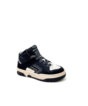 
Model: H1140, Kleur: Blauw Combi, K.SCHOENEN J.VETER