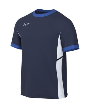 
100% Polyester. Ontwerp: Kleurblok, Swoosh. Hals: Crew Neck. Mouwtype: Korte mouwen. Stoftechnologie: Ademend, Dri-FIT, Lichtgewicht, Vochtafvoerend, Ventilerend. Zijpanelen van gaas. Geschikt: Standaard. S: 37,5 in. M: 41 in. L: 44 in. XL: 48,5 in. XXL: 53,5 in.