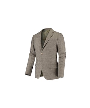 
Dit colbert is gemaakt van een 100% wollen tweed stof met een viscose lining. Het colbert heeft een ticketpocket en is afgewerkt met een notch lapel. De mouw is afgewerkt met 5 functionele kissing buttons. Combineer dit colbert met ons gilet Ullrich.