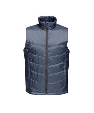 
100% polyamide. Thermo-Guard isolatie. 180gsm lichaamsisolatie wattengewicht. 2 onderzakken. Verstelbare zoom met stootkoord. Binnenzak. Verborgen ritssluiting in de voering voor toegang tot het borduurwerk.