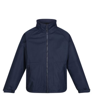 
Getapete naden. Water- en winddichte stof. Met vlies gevoerde kraag. Stoppenversteller aan de zijkant. Thermoguard isolatie aan mouwen. Binnenkant: 200 serie anti-pill-symmetrische fleece-voering. Buiten: Waterdicht Hydrofort Polyester. Verborgen kap met versteller. Verstelbare manchetten. 2 onderzakken met rits. Binnenzak. Mobiele-telefoonzakje. Verstelbare zoom met stootkoord. Verborgen ritssluiting in de voering voor toegang tot het borduurwerk. Ook verkrijgbaar in damesmaten, code TRA306. Stof: zie opsommingstekens. S (38: Om te passen (ins)). M (40: Om te passen (ins)). L (42: Om te passen (ins)). XL (44: Om te passen (ins)). 2XL (47: Te passen (ins)). 3XL (50: Te passen (ins)). <BR><BR>REGATTA Buitenkleding - een uitgebreid assortiment promotie- en bedrijfskleding geschikt voor de buitenlucht, tegen verrassend scherpe prijzen.