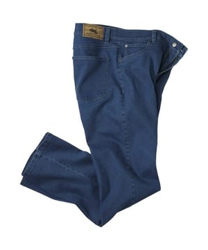 
98% Katoen, 2% Elastaan. Stof: Denim, Stretch. Ontwerp: Eenvoudig. Zakken: 2 zijzakken, 2 achterzakken, 1 muntzakje. Sluiting: Knoop, Ritsgat. Rugpand, Riemlussen, Contrast doorstiksel, Geklonken. Taille Vorm: Platte Taille. Lengte: Regelmatig. Pasvorm: Recht model.