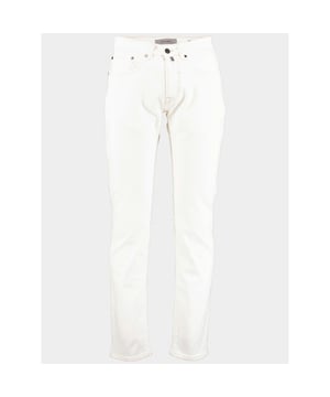 Een van de hardlopers uit de nieuwe collectie van Pierre Cardin uit onze Herenkleding Outlet categorie. Deze kun je niet laten lopen!
Pierre Cardin 5-Pocket Jeans Wit C7 35530.8074/1801 met artikelcodeC7 35530.8074/1801 .  van het materiaal 78% Katoen / 13% Modal / 5% Polyester / 4% Elastaan. Extra specificaties: , , , , kleur Wit.