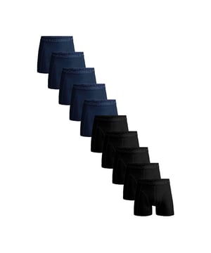 
Materiaal: 95% Cotton / 5% Elastane - 210 gram 
Wasinstructies: Wassen op 30 graden,Niet in de droger,Strijken op matig warme stand (2 stippen) Kleur: Blauw,Zwart