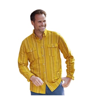
100% Katoen. Stof: Flanel, Soft Touch, Garengeverfd. Ontwerp: Asymmetrisch, Gestreept. Zakken: 2 borstzakken, knoopsluiting, klepsluiting. Manchet: Dubbele knoop. Mouwtype: Met lange mouwen. Halslijn: Gespreide kraag, Omgeslagen kraag. 2 rugplooien, rugpand, hoornknopen, gebeeldhouwde staart. Lengte: 31,9in. Pasvorm: Relaxed model. 160 g/m².