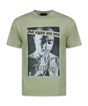 
Oversized T shirt Heren  - T shirt Heren met Print  - All Eyez on Me - Tupac  - 685 - Bruin - <p><strong>Specificaties:<br /></strong>- All Eyez on Me - Oversized T shirt Heren<br />- Artikel code: 685 - Bruin<br />- Seizoen: Voorjaar / Najaar<br />- Kraag: Ronde hals<br />- Patroon: Print, Geborduurd<br />- Kwalitatief Hoogwaardige Afwerking<br />- Materiaal: 95% Katoen en 5% Lycra<br />- Weefsel: Dik geweven<br />- Pasvorm: Oversized T shirt Heren<br />- Mouwen: Korte Mouw<br />- Wasvoorschrift: Binnenste buiten wassen (Niet in de droger)<br />- Beschikbare maten: S - M - L - XL - XXL </p>