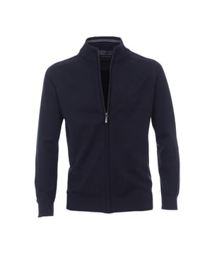 
<p>Effen katoenen heren vest van Casa Moda met een ritssluiting, zowel gekleed als casual is dit katoenen vest perfect te combineren. Dit Casa Moda Basic heren vest is gemaakt van 100% Pima cotton wat zorgt voor een comfortabel draagcomfort en beschouwd wordt als het fijnste katoen ter wereld.</p>
<ul>
<li>Regular fit</li>
<li>100% Katoen</li>
</ul>