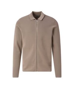 
- Over het merk: Drykorn vertaalt de laatste trends naar hun eigen persoonlijkheid en creëert zo telkens een unieke collectie. De slogan van het merk is dan ook ‘Drykorn for beautiful people’.