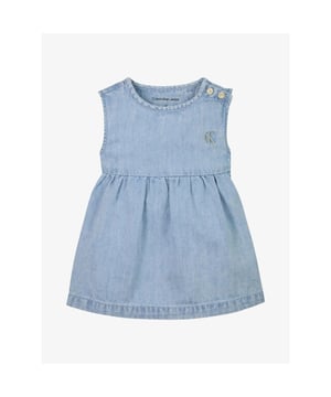 
Calvin Klein babykleding is verkrijgbaar in de maten 68 (6 maanden) t/m maat 104 (4 jaar)
Stoere denim jurk in een lichte wassing. Het is een mouwloos jurk.