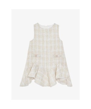 
Deze verbluffende ecru en gouden jurk van Patachou is een meesterwerk van elegantie. Gemaakt van tweed, heeft het een delicate franje langs de zoom en is versierd met verfijnde parelknopen aan de voorkant. Perfect voor elke speciale gelegenheid.