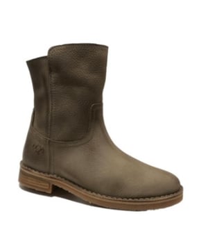 
Artikel A8465 A85  in de kleur road elmwood shop je gemakkelijk en snel op onze webshop. Bekijk de gehele collectie van AQA Shoes online