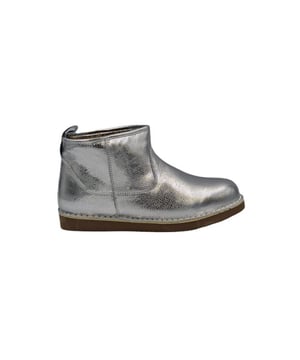
De B11-18 silver-48 van Babouche is een echte blikvanger. De B11-18 silver-48 is uitgevoerd in de kleur silver 48. Bekijk ook onze overige collectie van Babouche op onze webshop!