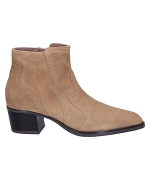 
De 5956 vers 02 vers-02 van DL Sport is een echte blikvanger. De 5956 vers 02 vers-02 is uitgevoerd in de kleur Nude. Bekijk ook onze overige collectie van DL Sport op onze webshop!