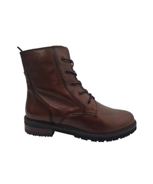 
De 77658 Nastro ginger-giandro van Everybody is een echte blikvanger. De 77658 Nastro ginger-giandro is uitgevoerd in de kleur ginger giandro. Bekijk ook onze overige collectie van Everybody op onze webshop!