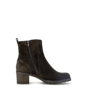 
Artikel 32.802 43  in de kleur engl.brown (micro) shop je gemakkelijk en snel op onze webshop. Bekijk de gehele collectie van Gabor online