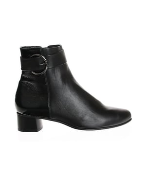 
Artikel 3-03070 0100  in de kleur schwarz shop je gemakkelijk en snel op onze webshop. Bekijk de gehele collectie van Hassia online