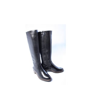 
Merk: Everybody, Model: Laarzen, Materiaal: Leer, Hakhoogte: 3 cm, Kleur: Zwart