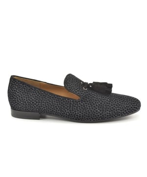 
De 25000 0 van Pedro Miralles is een echte blikvanger. De 25000 0 is uitgevoerd in de kleur GRIJS MET COMBINATIE [giraffina grigio]. Bekijk ook onze overige collectie van Pedro Miralles op onze webshop!