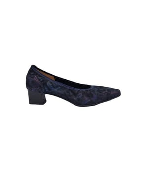 
De 14290 marine van Qoo Tum is een echte blikvanger. De 14290 marine is uitgevoerd in de kleur MARINE (blauw). Bekijk ook onze overige collectie van Qoo Tum op onze webshop!