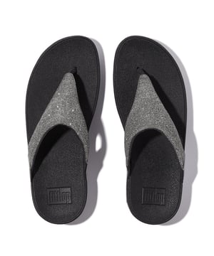 
Geraffineerde glans bovenop, supercomfort eronder - prachtige dress-up-or-down, dag-tot-nacht sandalen.