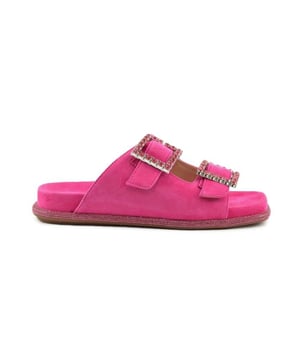 
De V240881 0 van Alma en Pena is een echte blikvanger. De V240881 0 is uitgevoerd in de kleur fuchsia [fuxia]. Bekijk ook onze overige collectie van Alma en Pena op onze webshop!