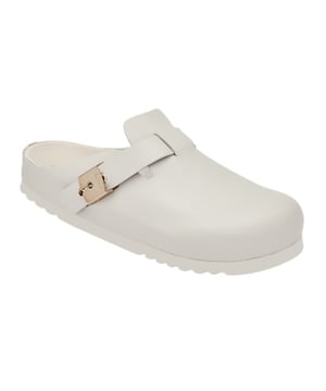 
De F30682 1171 380 Grace 1171 van Scholl is een echte blikvanger. De F30682 1171 380 Grace 1171 is uitgevoerd in de kleur WIT [off white]. Bekijk ook onze overige collectie van Scholl op onze webshop!