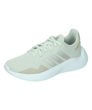 
De adidas Puremotion 2.0 is een sneaker voor dames. Je hoeft niet meer te twijfelen over je schoenen. Op razend drukke dagen doen deze adidas sneakers precies wat je nodig hebt. Het gebreide bovenwerk is gevoerd voor comfort en Cloudfoam-demping gecombineerd met een inlegzool van traagschuim omsluit de voet met zachtheid. Deze gestroomlijnde, ingetogen sneakers passen net zo goed bij een cropped joggingbroek als bij een nette broek.<br><div><ul><li>Normale pasvorm</li><li>Vetersluiting</li><li>Bovenwerk van gebreid textiel</li><li>Inlegzool van traagschuim</li><li>Voering van textiel</li></ul></div>