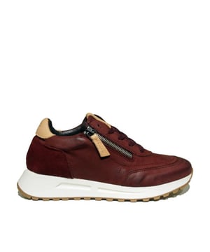 
Artikel A8433 A71A35  in de kleur lb capuccino/velour chianti shop je gemakkelijk en snel op onze webshop. Bekijk de gehele collectie van AQA Shoes online
