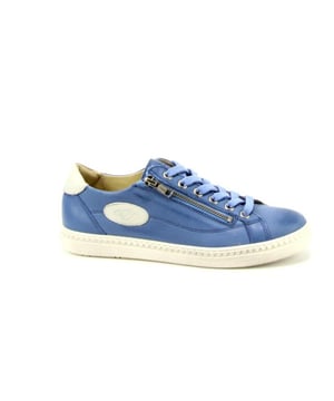 
Artikel A8510 A41A12  in de kleur velv.elem.blue/velv.diget.mist shop je gemakkelijk en snel op onze webshop. Bekijk de gehele collectie van AQA Shoes online