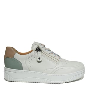 
Hartjes in onze webshop. Schoenen van het Oostenrijkse topmerk Hartjes. Dit model heeft een rits- en een vetersluiting. Het voetbed is uitneembaar, hierdoor kunnen ook eigen inlegzolen gedragen worden. Deze schoenen van Hartjes, artikelnummer 162.1952 wijdte H, bestel je gemakkelijk in onze webshop.