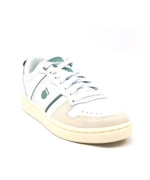 
De lozan match lth 98903939 van K-Swiss is een echte blikvanger. De lozan match lth 98903939 is uitgevoerd in de kleur wht/berl grn 98903-939. Bekijk ook onze overige collectie van K-Swiss op onze webshop!