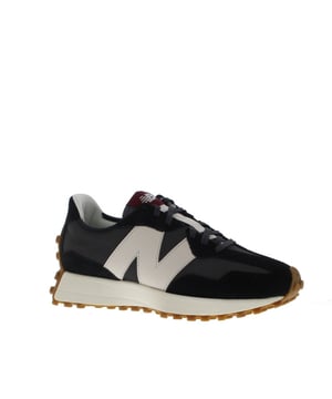 
New Balance 108667 in de kleur Zwart.