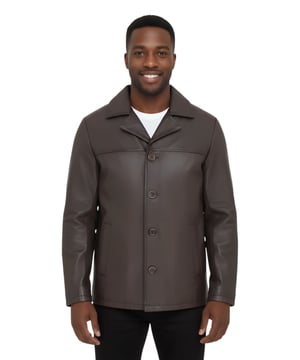 Deze herenblazer is gemaakt van eersteklas lamsleer en biedt tijdloze stijl en comfort. Met een normale pasvorm, zachte katoenen voering en meerdere zakken is hij perfect voor zowel casual als formele gelegenheden, en combineert elegantie met duurzaamheid voor elke gelegenheid. Belangrijkste kenmerken: Gemaakt van 100% echt lamsleer Klassiek blazerontwerp Normale pasvorm voor comfortabel dragen Zachte katoenen voering voor ademend vermogen Twee buitenzakken aan de zijkant Twee veilige binnenzakken Duurzame knoopsluiting aan de voorkant Veelzijdige stijl - zowel nette als casual looks Premium vakmanschap voor duurzame kwaliteit