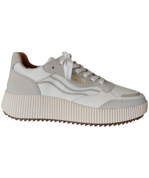 
Dames sneaker van Shabbies Amsterdam. Hippe sneaker met leuke details. Materiaal: leer combi. Voering: stof /leer. Kleur: wit. Zool: rubber. Hakhoogte: ca 4 cm.