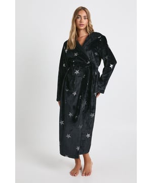 Stay cosy this season with a onesieThe onesie has fast become a wardrobe staple. Snuggle up in a super soft hooded onesie, or have a bit of fun with animal prints and novelty onesies! Whether you&rsquo;re having a pamper night in or giving as a gift, a onesie is a must-have this season.