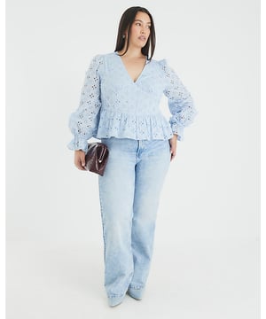 V-neck, Broderie detail, Long sleeves, Button fastening