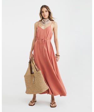 V-neck, Sleeveless, Tie waist, Maxi length