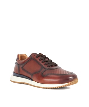 Upgrade your off-duty style with Tayo, a contemporary runner-inspired trainer crafted from premium leather. Designed with contrasting tactile panels for added depth and interest, this hybrid style is finished with tonal front laces and our signature blue sole insert. Available in versatile colour combinations, Tayo is the perfect blend of comfort, craftsmanship, and modern edge, made to elevate your everyday looks.