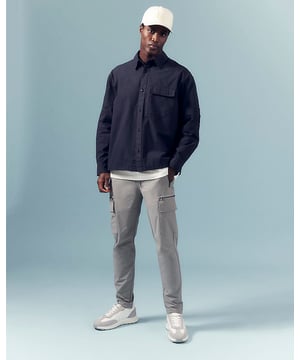 Skinny fit, Utility pockets, Elasticated drawstring waist, Comfort stretch, Engineered fit