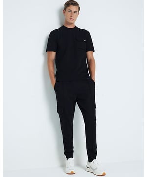 Elasticated Waist, Drawstring, Front Pleat Detail, Cargo Pockets, Side slip pockets, Textured Fabric, Cuffed Hem