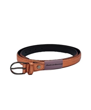 
Artikel CFW-10014 86-02  in de kleur orange shop je gemakkelijk en snel op onze webshop. Bekijk de gehele collectie van Floris van Bommel online