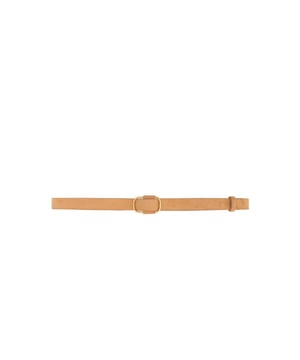 
Mooie camel dunne riem van het merk Grace & Mila. De camel riem met suède-effect heeft een gouden metalen gesp. Benadruk je taille met deze mooie riem, draag de riem op een maxi-jurk, jeans of op een rok met T-shirt of top. Deze riem is de finishing touch die je outfit afmaakt.
Product details:

Suède riem: Voegt een luxe textuur toe aan je outfit.
Metalen gouden gesp
Lengte 104 cm en breedte 2,3 cm.
De Nazareth riem is verkrijgbaar in één maat

