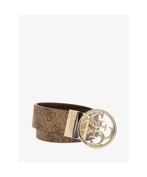 
De Guess Noelle Riem in de kleur Latte Logo is een dubbelzijdig te dragen riem met licht-goudkleurige metalen onderdelen en clipsluiting met gesp met 4G-logo.

Breedte ceintuur: 3,5 cm.