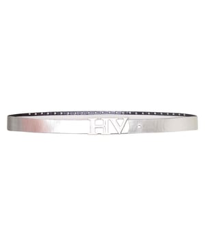 
Glanzende omkeerbare riem. Deze modieuze riem is gemaakt van PU-leer. De chique HV metalen gesp is een stijlvol detail. Perfect om een ​​stijlvolle en sportieve lentelook af te maken. Zijde A in een glanzende effen kleur. Zijde B in de klassieke streep met zilveren studs. 100% polyurethane, 100% zinc alloy