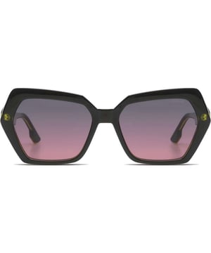 
Toffe zonnebril in donker groen. Frame maat 149mm X 55mm. Bio Nylon frame met doniker blauw naar roodbruine lens kleur. 100% UV400 protection. Cat. 3 krasvrij polycarbonate lens. Incl. opberg zakje en poets doekje.