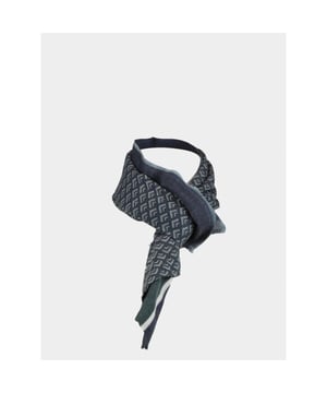 
Giordano Shawl Beige 329065/65 met artikelcode329065/65 .  van het materiaal 100% Wol. Extra specificaties: , , , , kleur Groen.