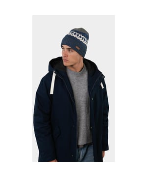 
Barts Muts Blauw Gregorys Beanie 5781/03 met artikelcode5781/03 .  van het materiaal 76% Gerecycled Polyester / 15% Polyamide / 6% Wol / 3% Elastaan. Extra specificaties: , , , , kleur Blauw.