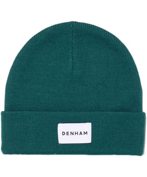 Dit artikel van Denham koop je nu met hoge korting in de Denham outlet op V&D!
Denham beanie muts in petrol groene kleur met denim labeltje op de omslag. Heeft één maat en valt niet super royaal uit in de maat. Is geschikt voor dames en heren.
