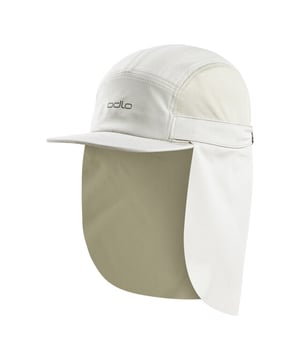 
De Performance Light five-panel pet met nekflap van Odlo is met zorg vervaardigd van een mix van gedeeltelijk gerecycled polyester en elastaan om zon en zweet uit je gezicht en nek te houden. Ideaal voor kampeertrips, hikes over onbeschutte paden en snelle runs op het heetst van de dag. Inclusief afneembare achterflap die voor de broodnodige schaduw zorgt en mesh inzetstukken die zweet laten ontsnappen. Verstelbaar met een trekkoord aan de achterkant. Een absolute essential voor je outdoorgarderobe.